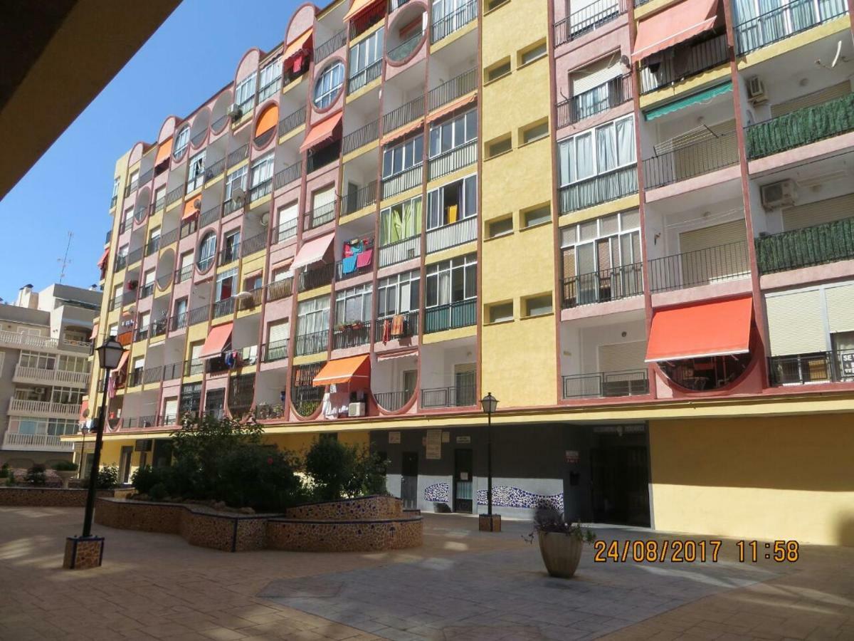 Cosy Studio Apartment In 托雷维耶哈 外观 照片